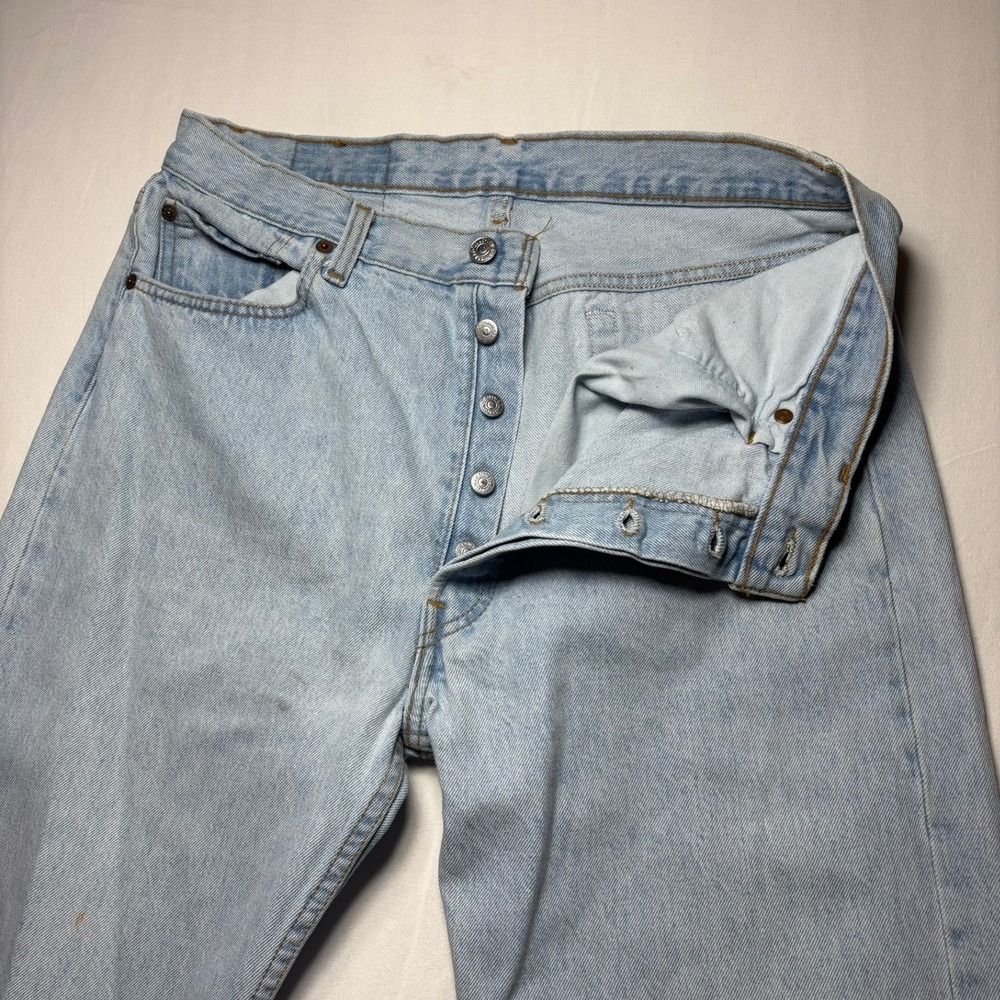 Vintage Levi's 501 Jeans Mens 36x32 Light Blue 90s USA Button Fly Straight Leg